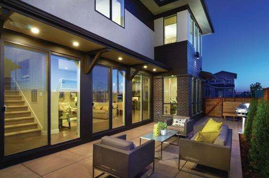 The building wraps around a private side courtyard.