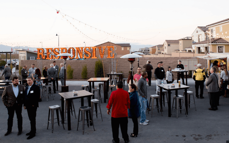 Responsive Home party