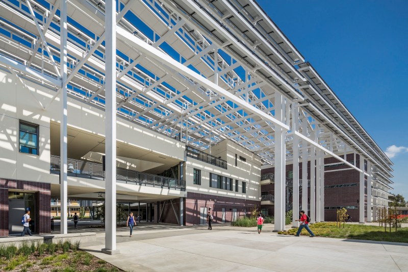 LA Harbor College, Long Beach, California
Architects - HGA
