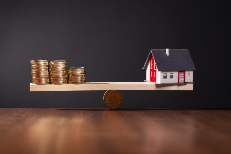 While median U.S. home values reach new highs, suburban homes remain less valuable than they were before the Great Recession.