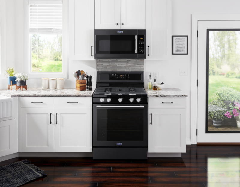 Maytag’s Cast Iron Black appliance finish offers protection against everyday wear and tear.