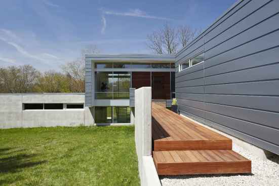 Riverview House Bathroom - Studio Dwell Architects / Chicago, IL.
