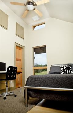 To promote healthy interiors, the builder used low- and no-VOC paints and green and&nbsp;recycled building materials.