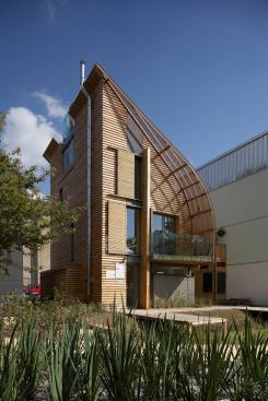 The Lighthouse by Potton is a SIP-built timber-frame demonstration home in the United Kingdom featuring a variety of green technologies. The list includes&nbsp;a biomass boiler, photovoltaics, solar-thermal array, and a heat recovery system. Utility costs are estimated to be around 30 euros a month.