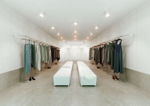 Eliane’s Laminum is a 3.5-millimeter-thin porcelain line that was produced using Italian technology. It’s 70 percent lighter than conventional porcelains and can be used on existing substrates.
www.eliane.com.