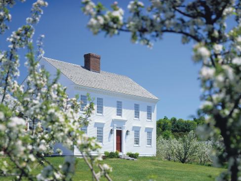 In designing authentic traditional custom homes, Connor goes back to the source: original buildings that survived from the 18th and 19th centuries. This Georgian design was inspired by the historic Wells-Thorn House in Deerfield, Mass.