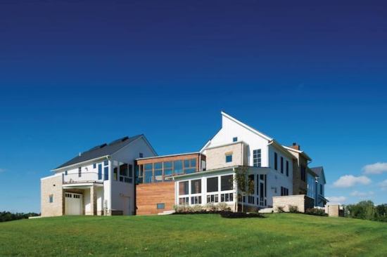Woodland Hall House, Columbus, Ohio

Architect: Meyers + Associates, Columbus

Builder: Ghiloni Custom Builders, Granville, Ohio