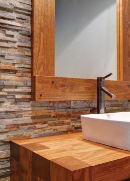 Woodland Hall House, Columbus, Ohio

Architect: Meyers + Associates, Columbus

Builder: Ghiloni Custom Builders, Granville, Ohio