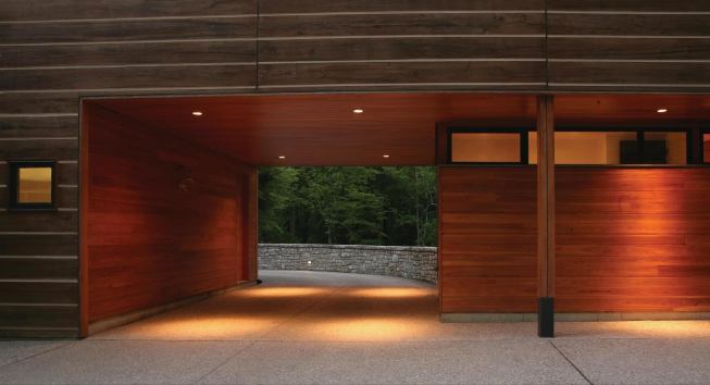 The porte cochere.